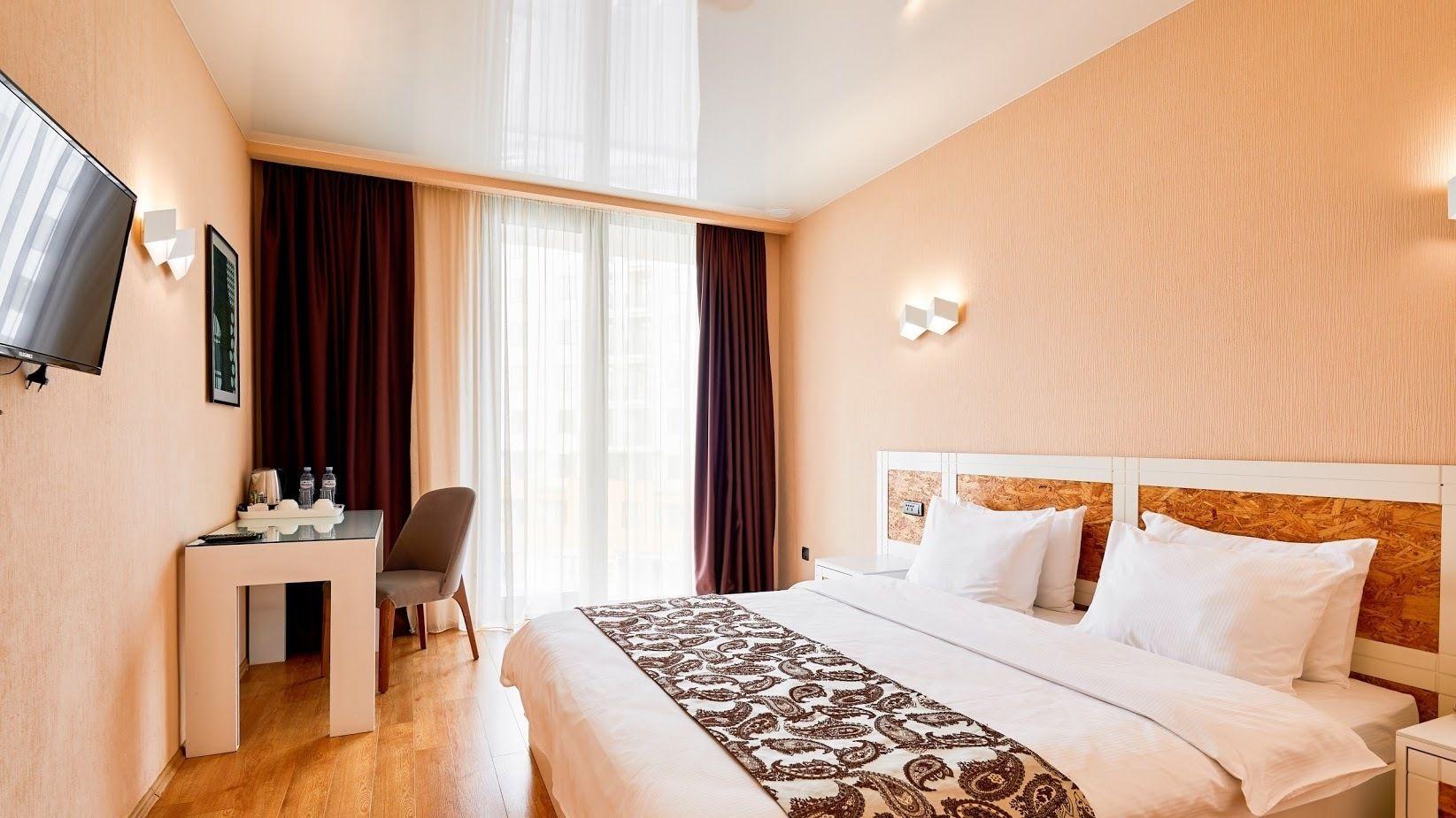Iveria Inn Hotel Tbilisi Exterior photo