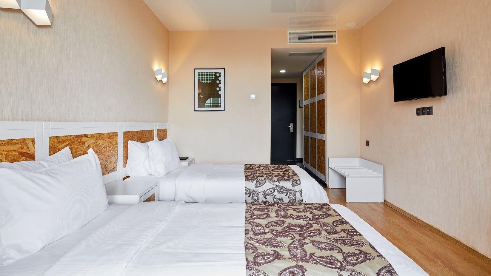 Iveria Inn Hotel Tbilisi Exterior photo
